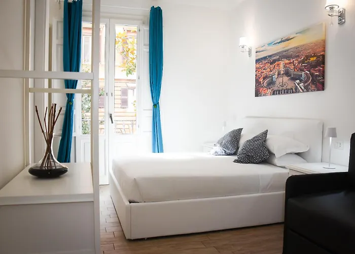 Bq House Fori Imperiali Luxury 3*