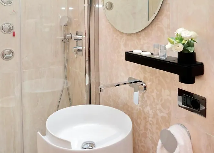 Bq House Fori Imperiali Luxury 3*